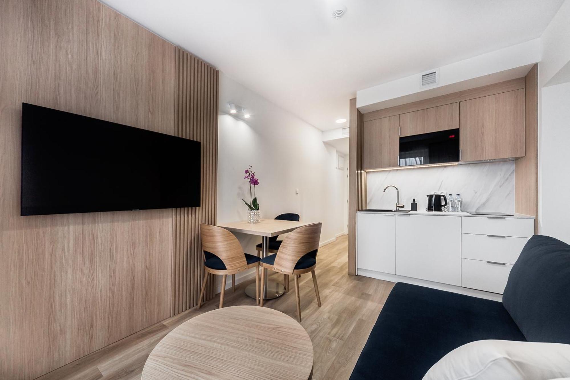 Aurum Aparthotel - Nowe Apartamenty Blisko Plazy - Neue Appartements In Strandnaehe Swinoujscie Ngoại thất bức ảnh